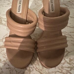Steve Madden Women's Beige Wedge Sandals